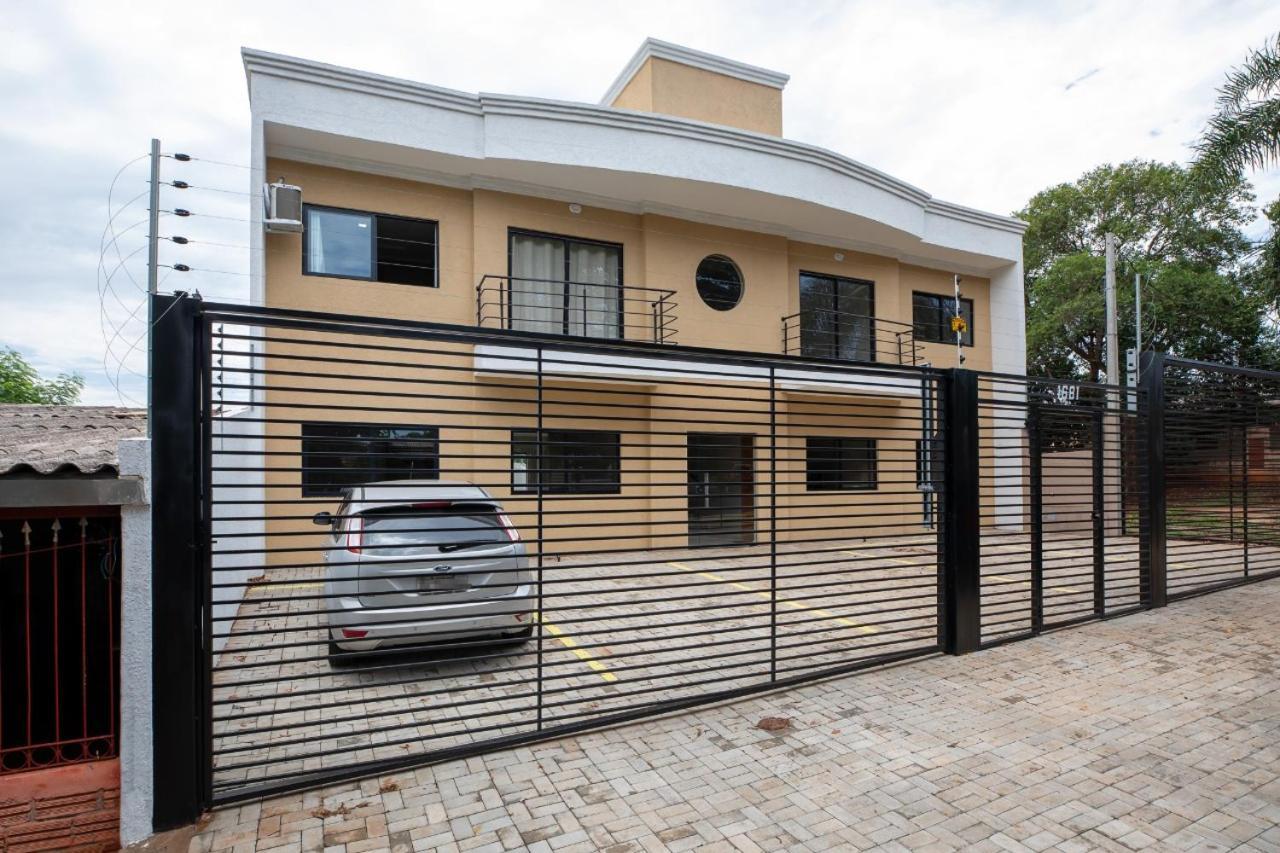 Apartamento Regiao Central De ฟอสดูอีกวาซู ภายนอก รูปภาพ